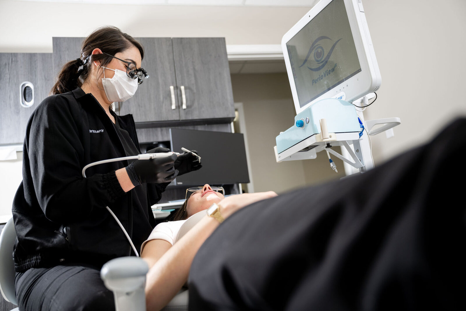 Implant-supported denture aftercare